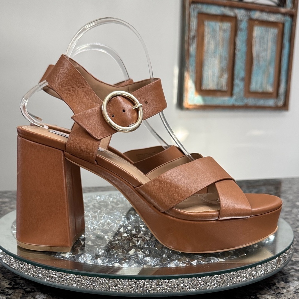 Steve Madden Elkins leather Tan Platform Sandals NEW 11
